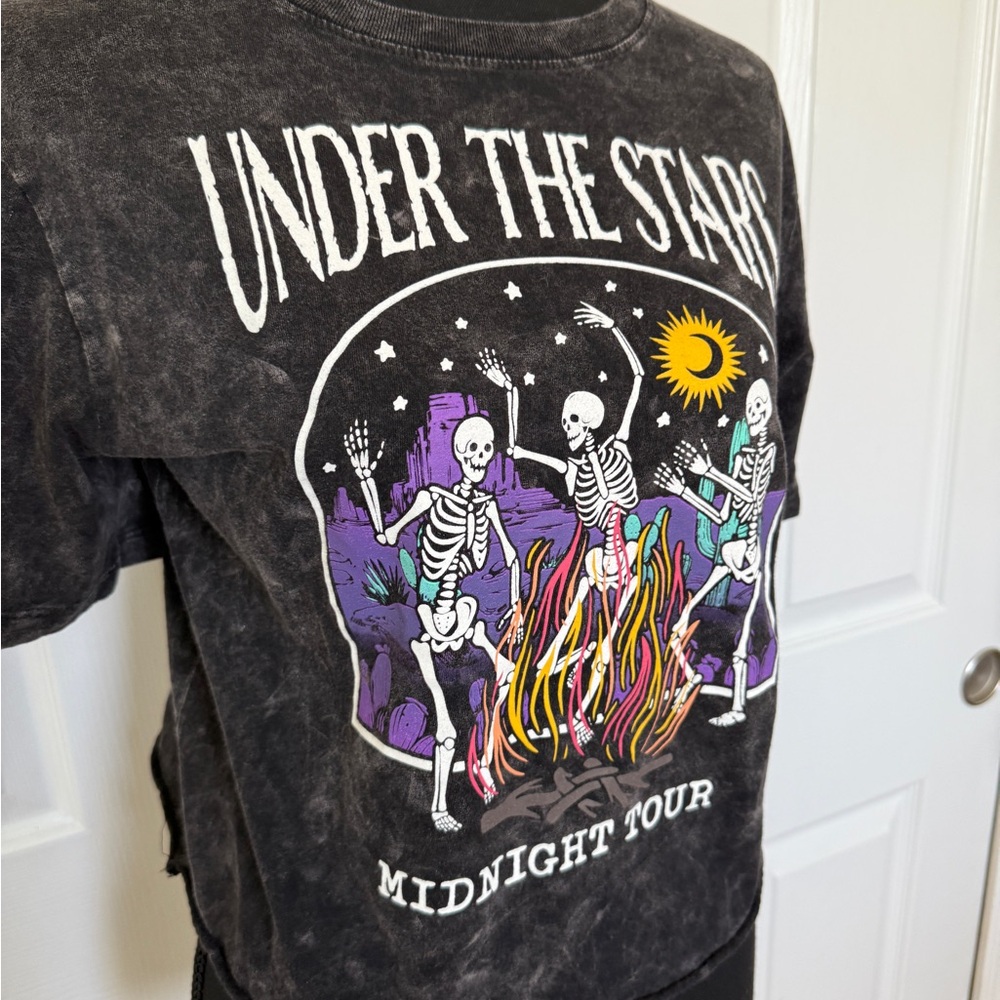 FifthSun graphic crop t-shirt - Picture 7 of 7